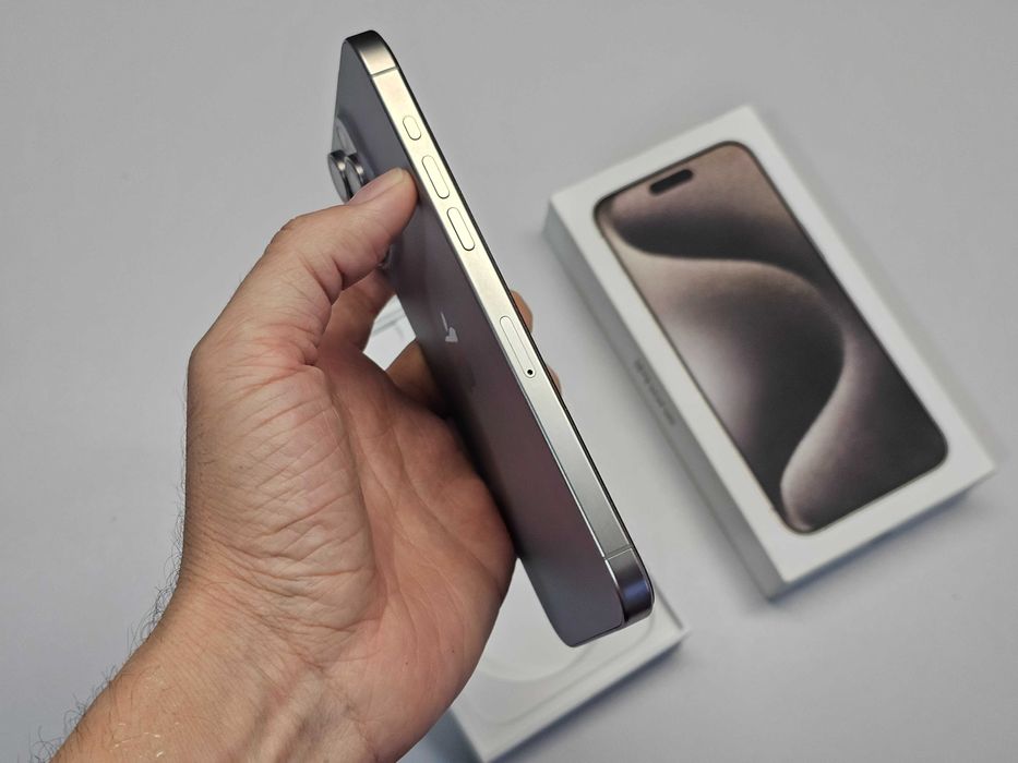ПРОДАМ iPhone 15 Pro MAX (512GB) Natural / SIM. Состояние ОТЛИЧНОЕ.