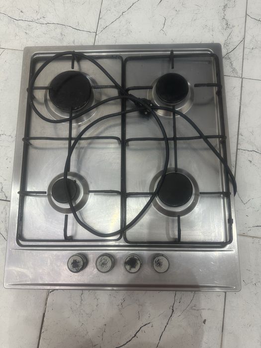 Продам Газовую  плиту