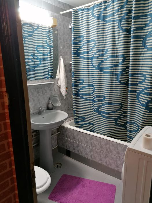 Vând sau schimb cu apartament în București 3-4 camere