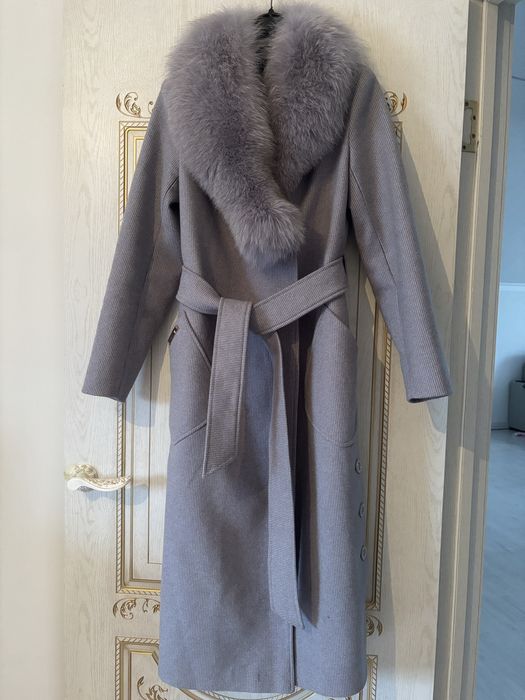 Продам Пальто воротник писетц