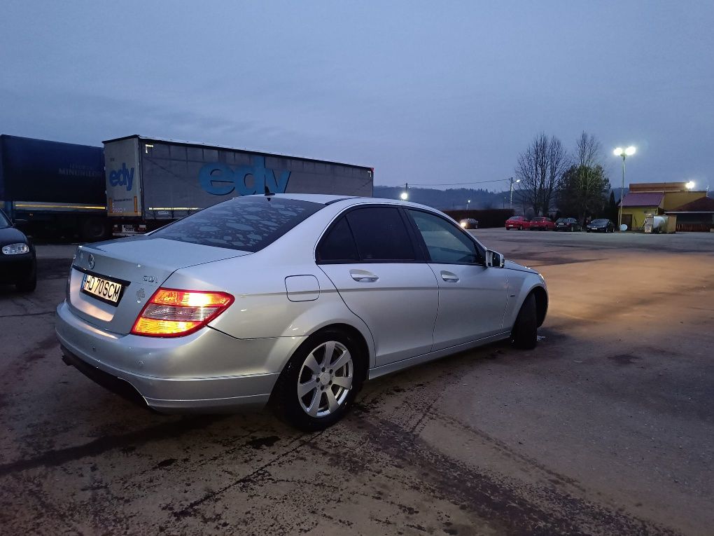 Mercedes C  2010