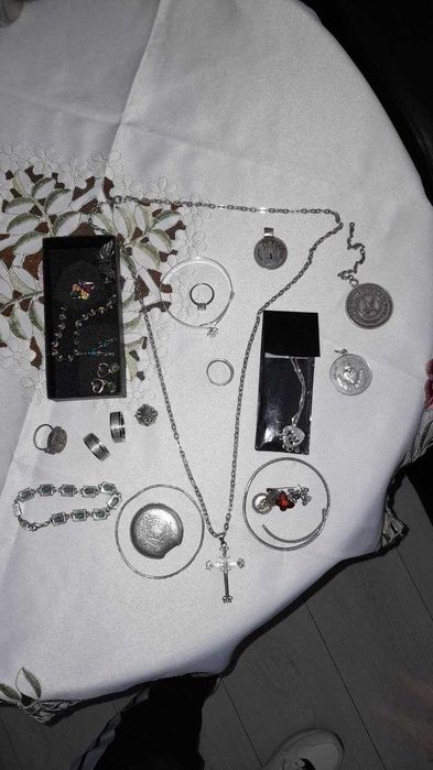 Bijuterii de valoare, vechi