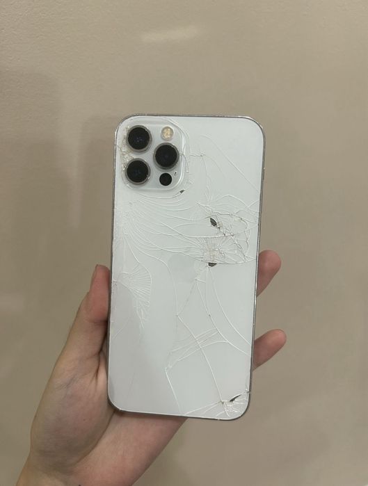 Продам Айфон 12 про 128gb