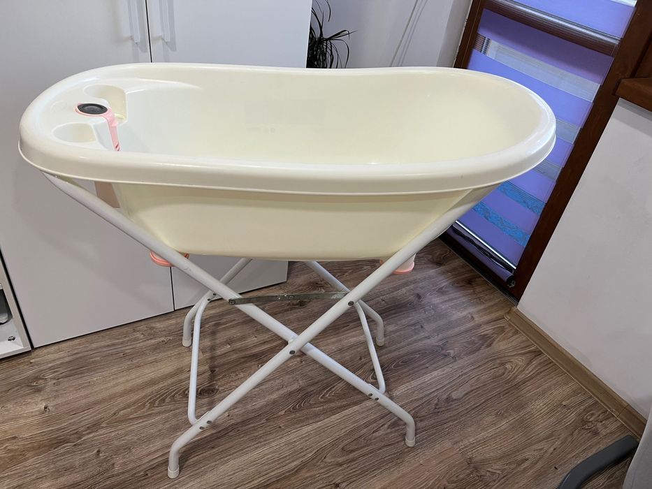 CANGAROO Комплект вана със стойка BUBBLE