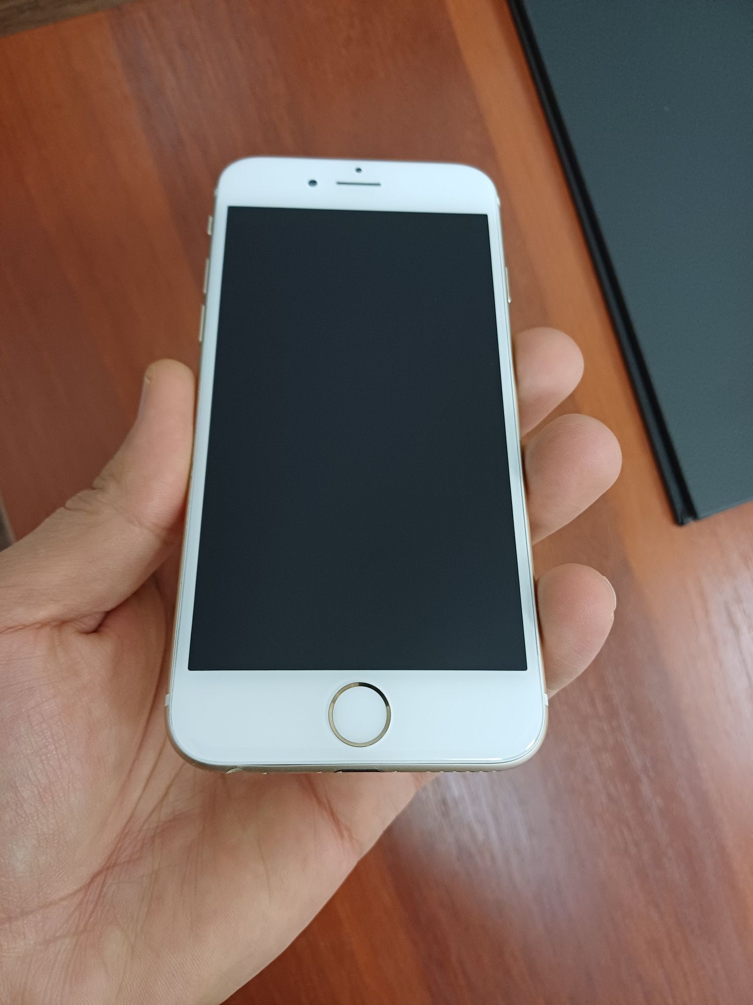 Iphone 6 ichi ochilmagan tamir talab