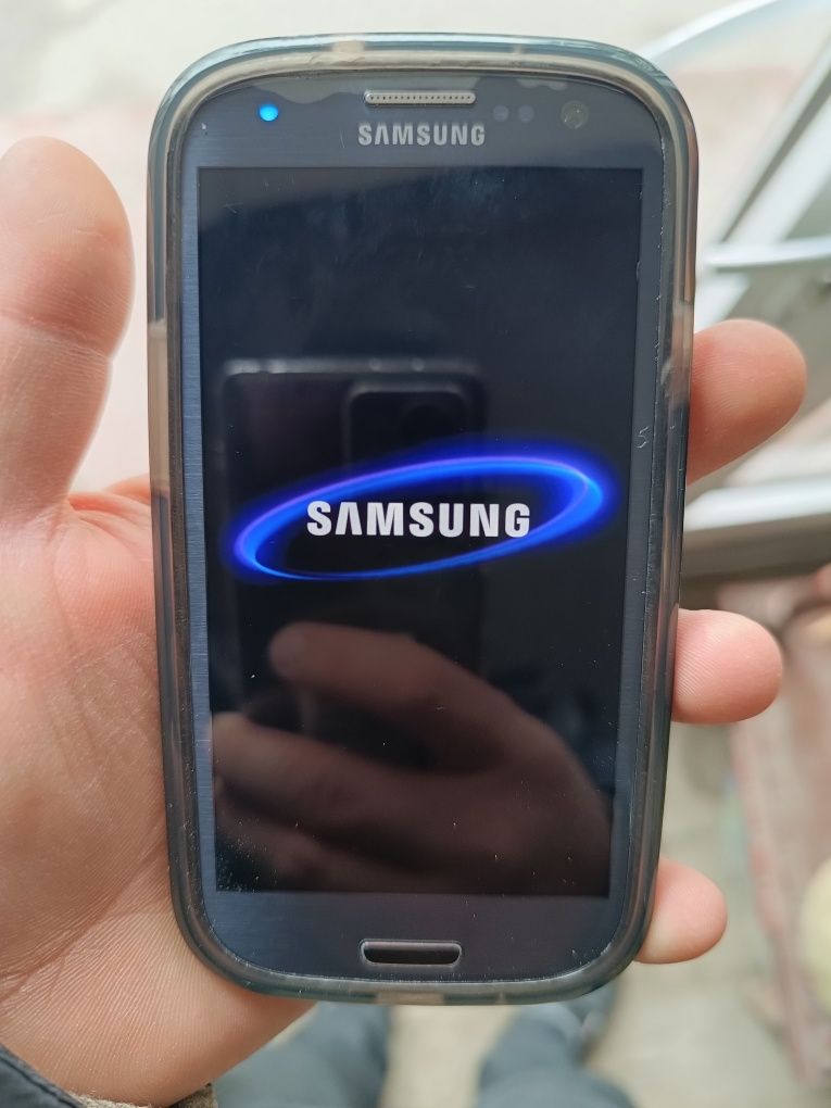 Samsung Galaxy S3   16 GB