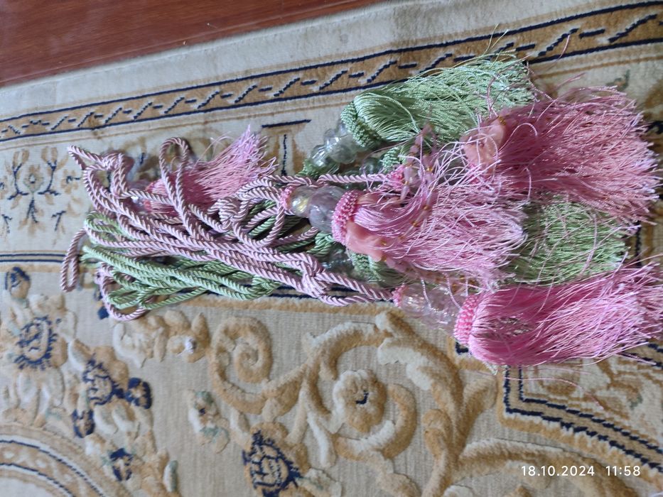 Подхват для шторы  новые четыре рассветки