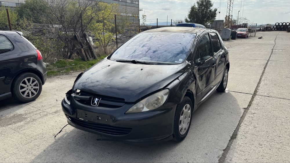 Peugeot 307 1.4 16v бензон газ цяла за части