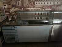 De vanzare linii autoservire , 3 mese calde si una rece, congelatoare,