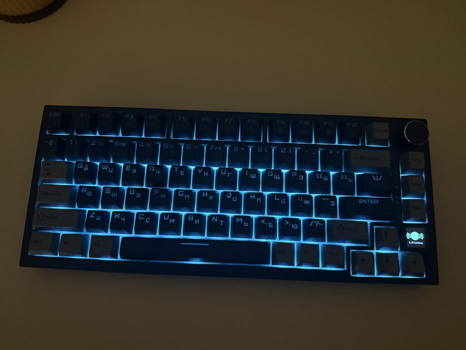 клавиатура аджаз с экраном