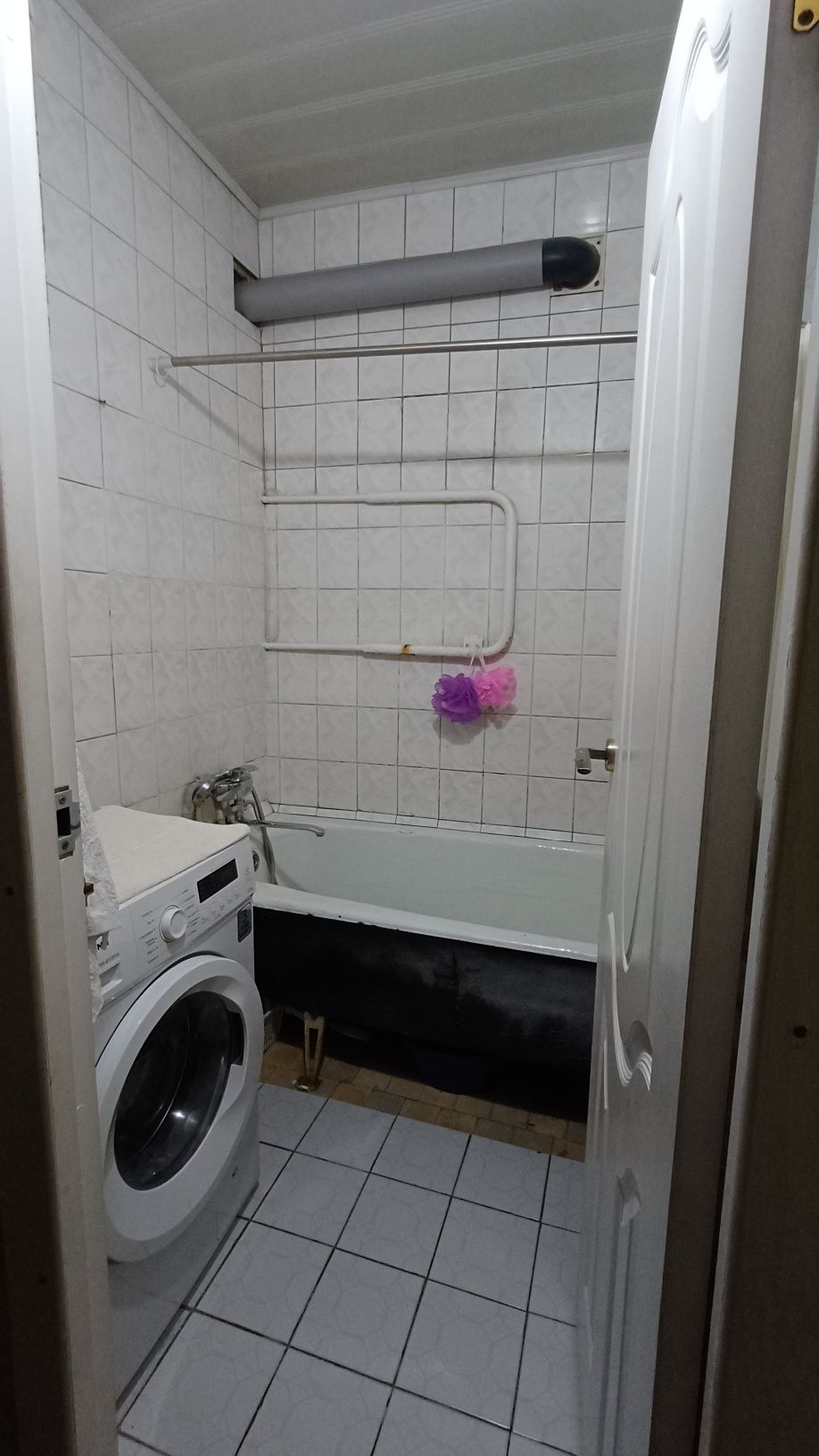 Срочно! Продаётся своя 2х ком.кв.Юнусабад. 6кв.