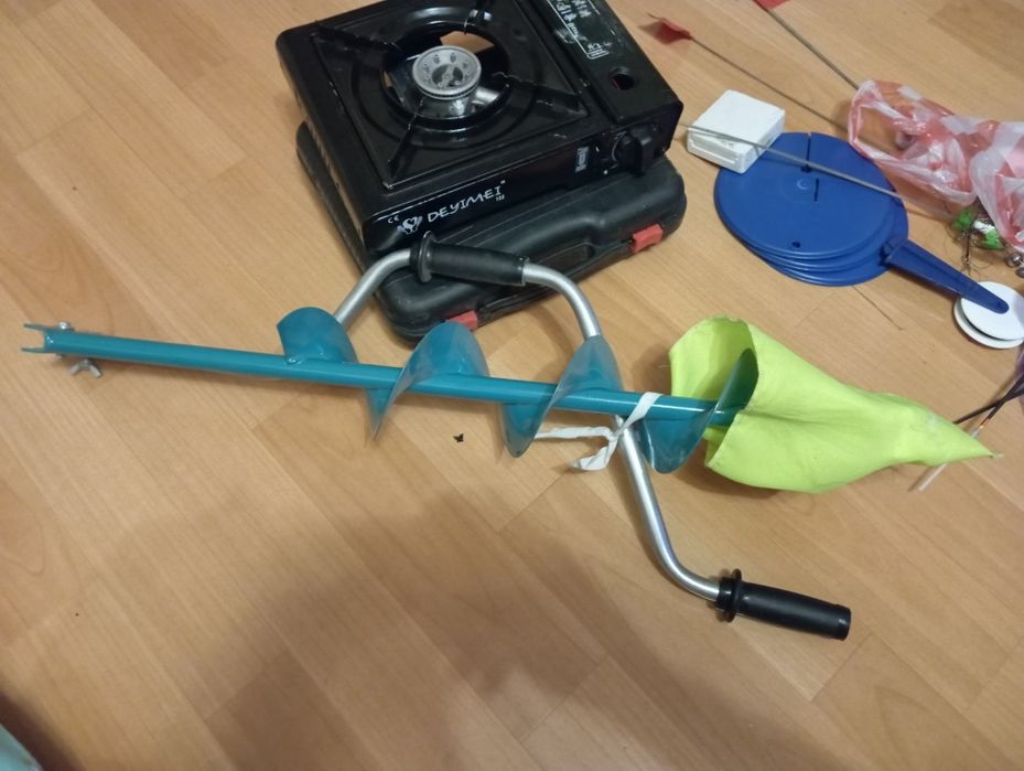 Продам бур для рыбалки