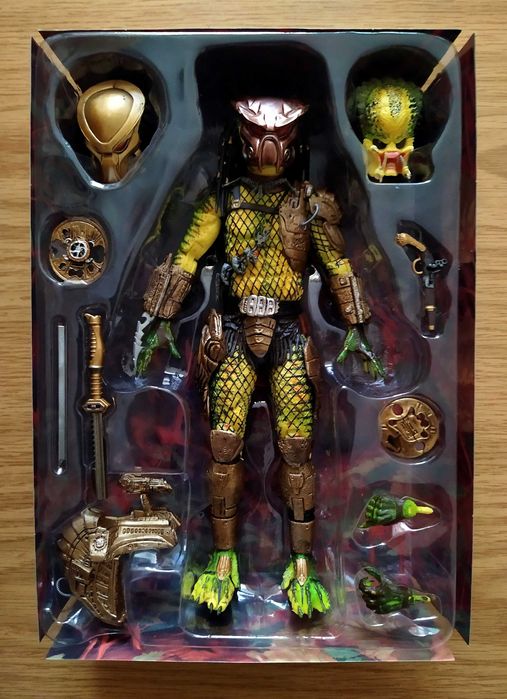 Екшън фигури NECA Ultimate Ahab/Golden Angel Predator