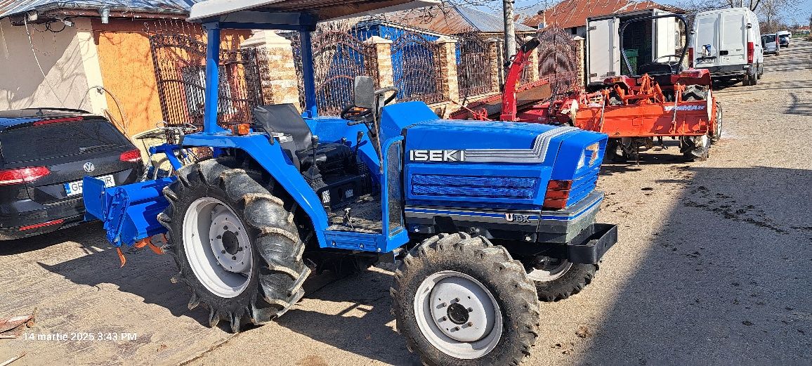 Tractor japonez Iseki TA 270