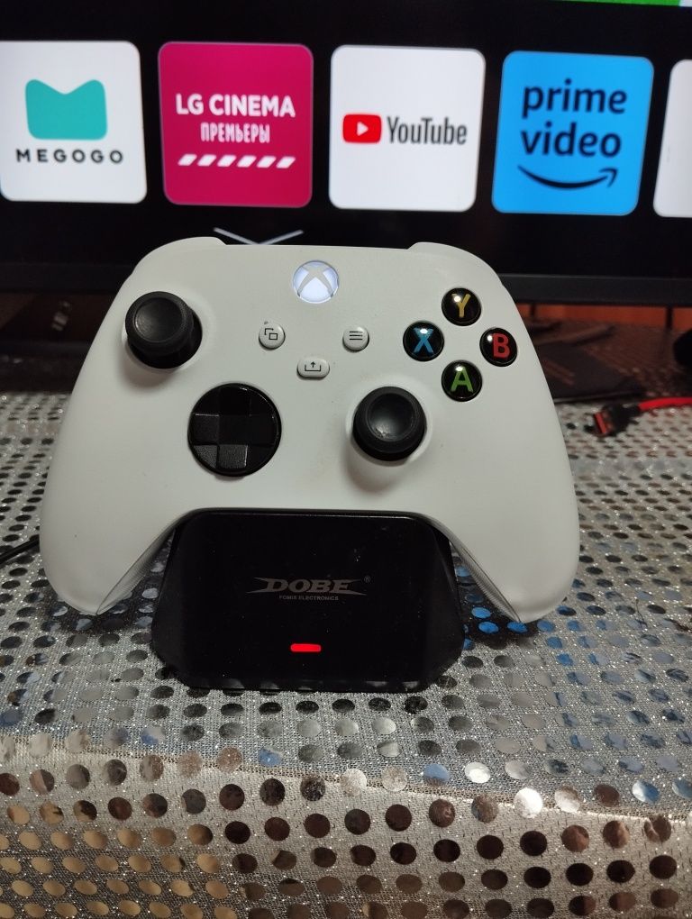 Продам X box series s