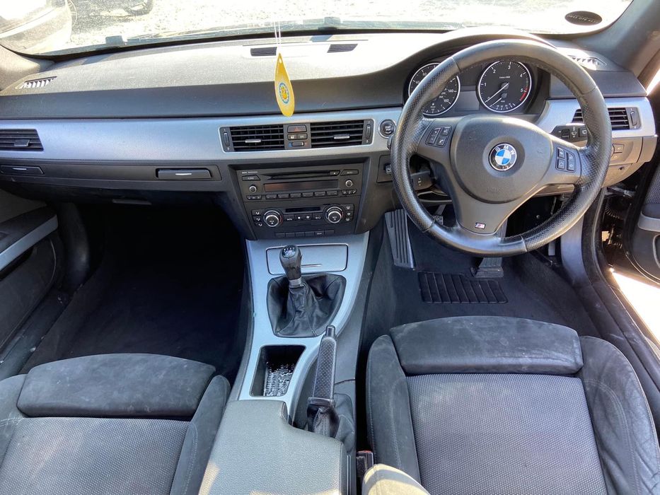 Dezmembrez BMW 320d M Pack E92 an 2008 2.0d N47 -177cp,Xenon