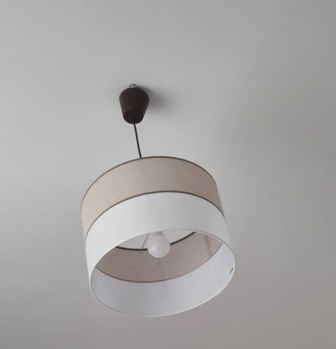 Lustra tip pendul