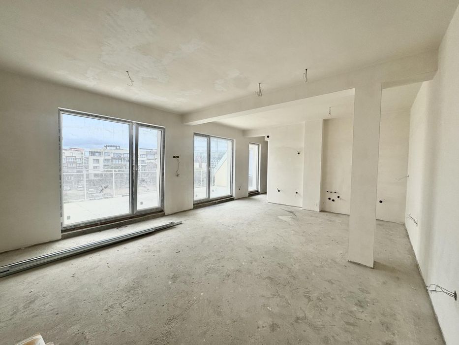 Продава се Тристаен апартамент в Бургас, Център - 123 кв.м за 1707 €/кв.м - Снимка #5