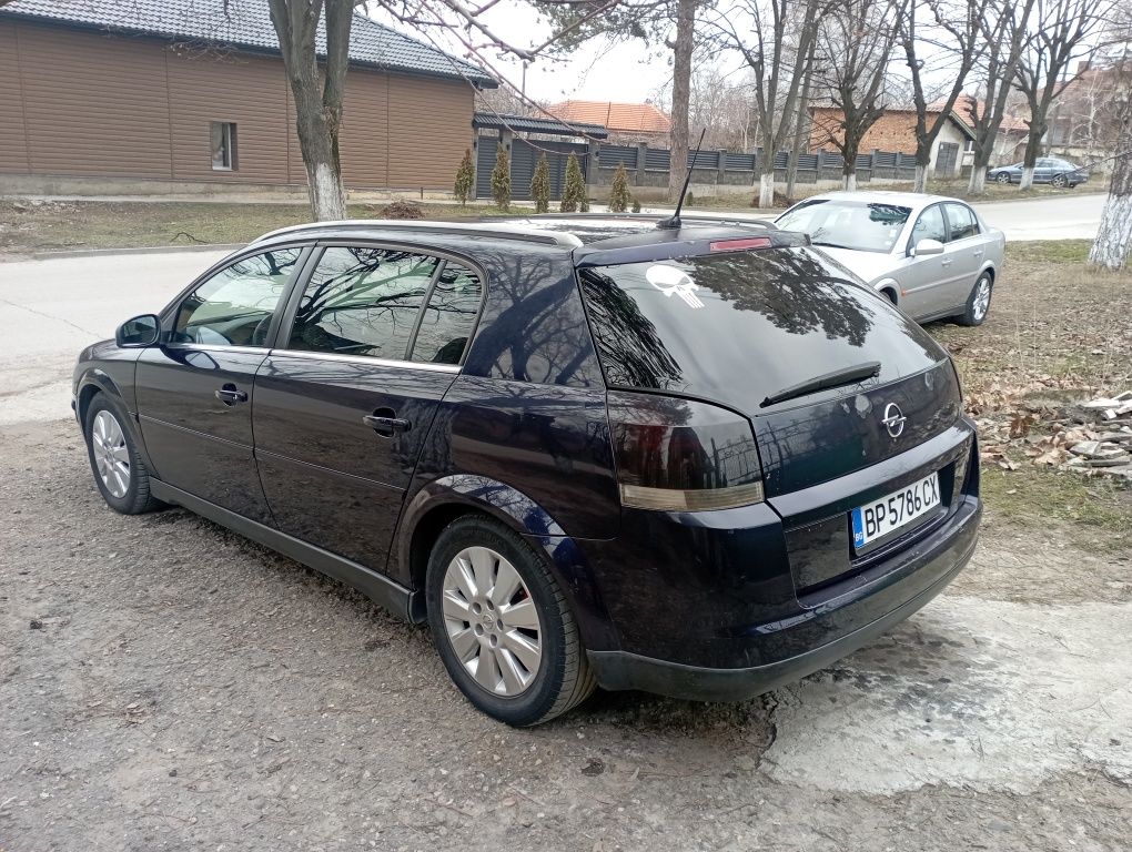 Опел Сигнум 1.9 150к.с. Автомат