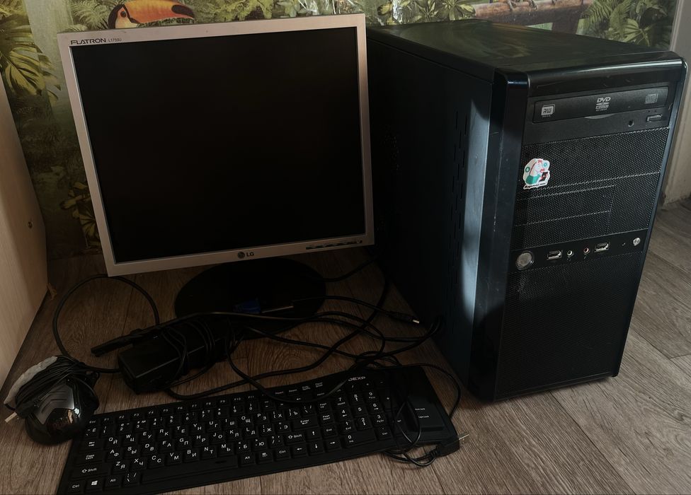 Продам компьютор