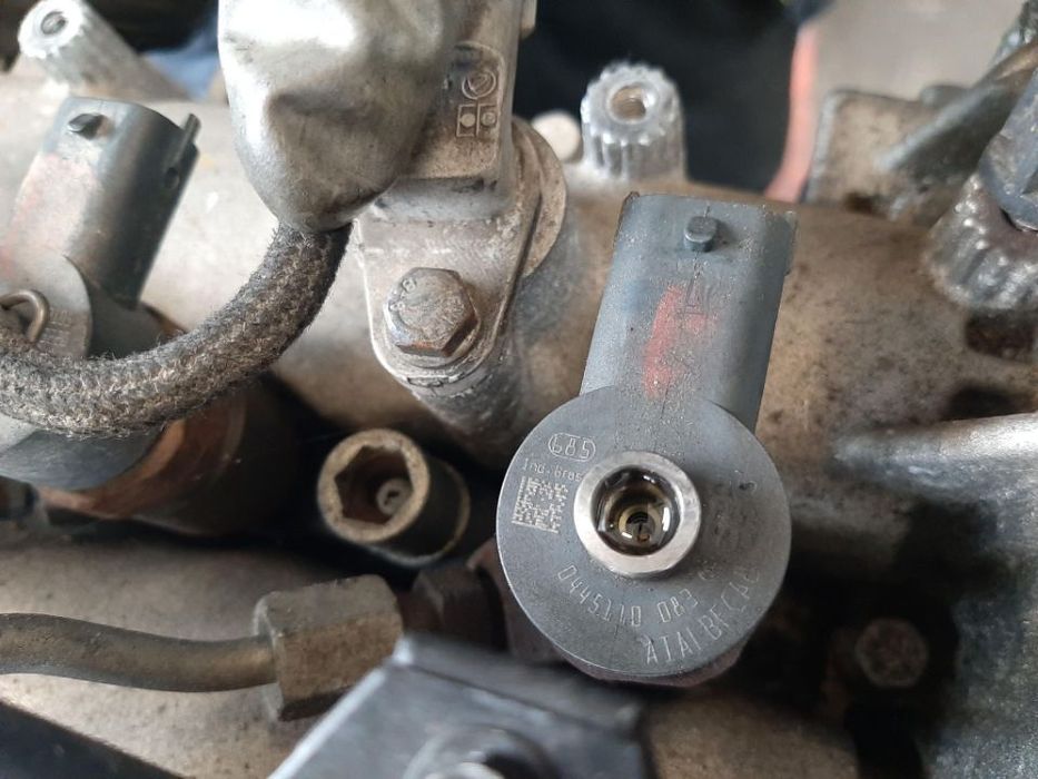 Injector 1.3 d multijet  fiat panda doblo idea punto lancia musa ypsilon 0445110083