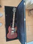 Epiphone Vintage G-400 Worn Cherry – китара + аксесоари