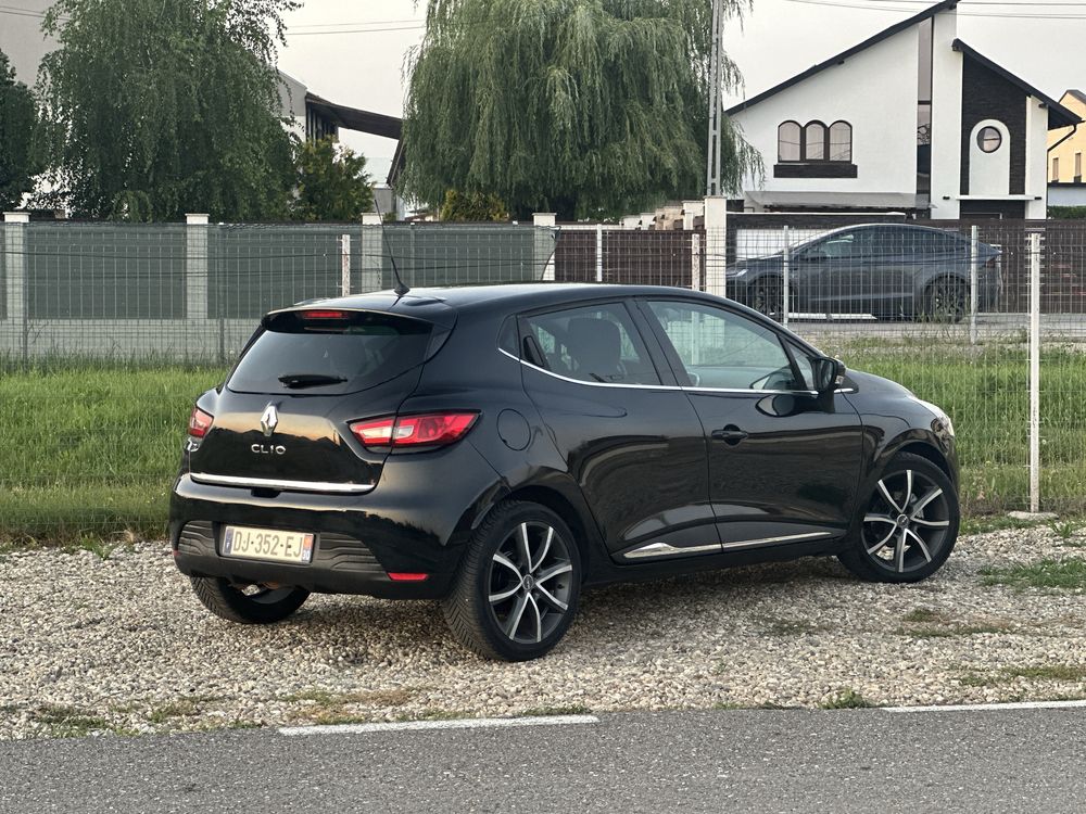Renault clio 0.9 2014