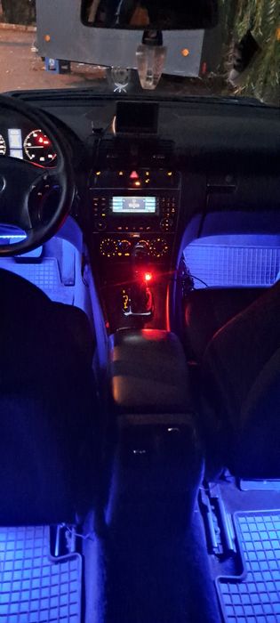 Mercedes C Class W203