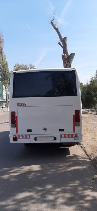 Исузу НП21 люкс 2015-йил
