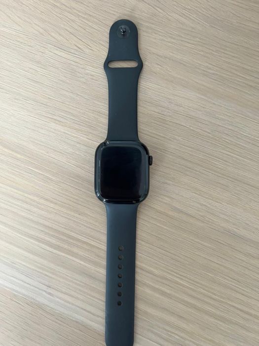 Продам Apple Watch Series 10