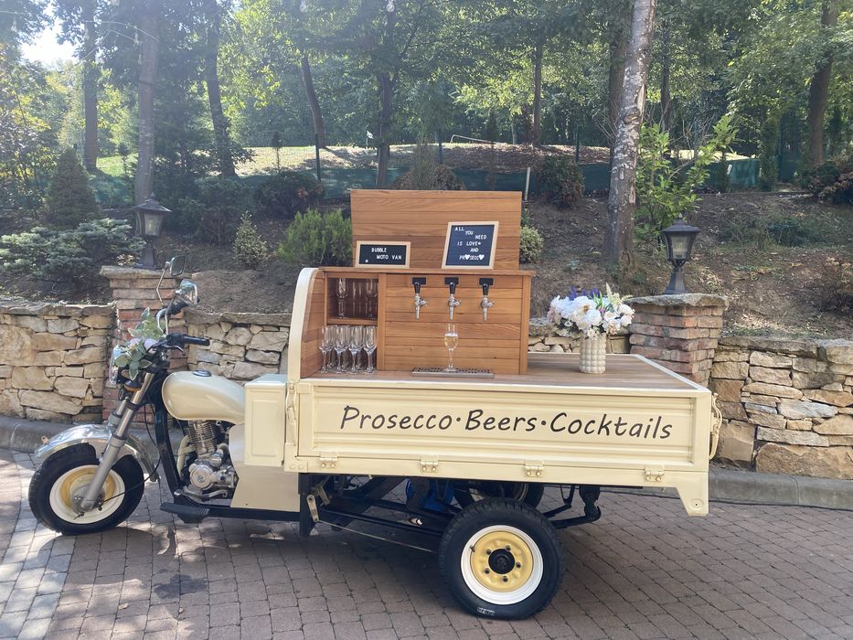 Afacere la cheie de vanzare bar cu Prosecco