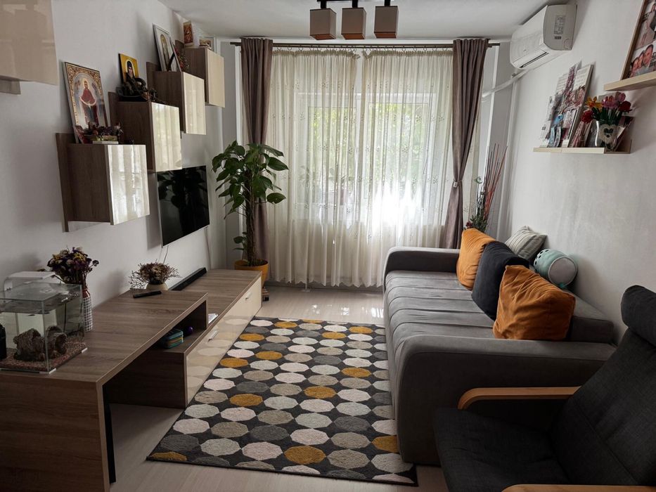 Ap 3 camere de inchiriat Gorjului