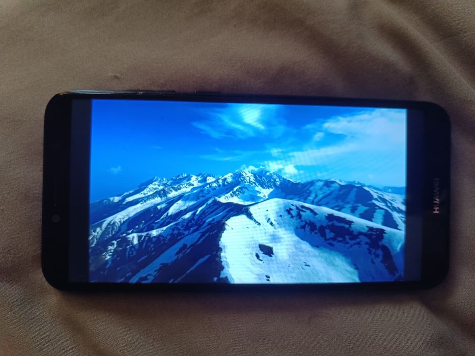 продам телефон HUAWEI