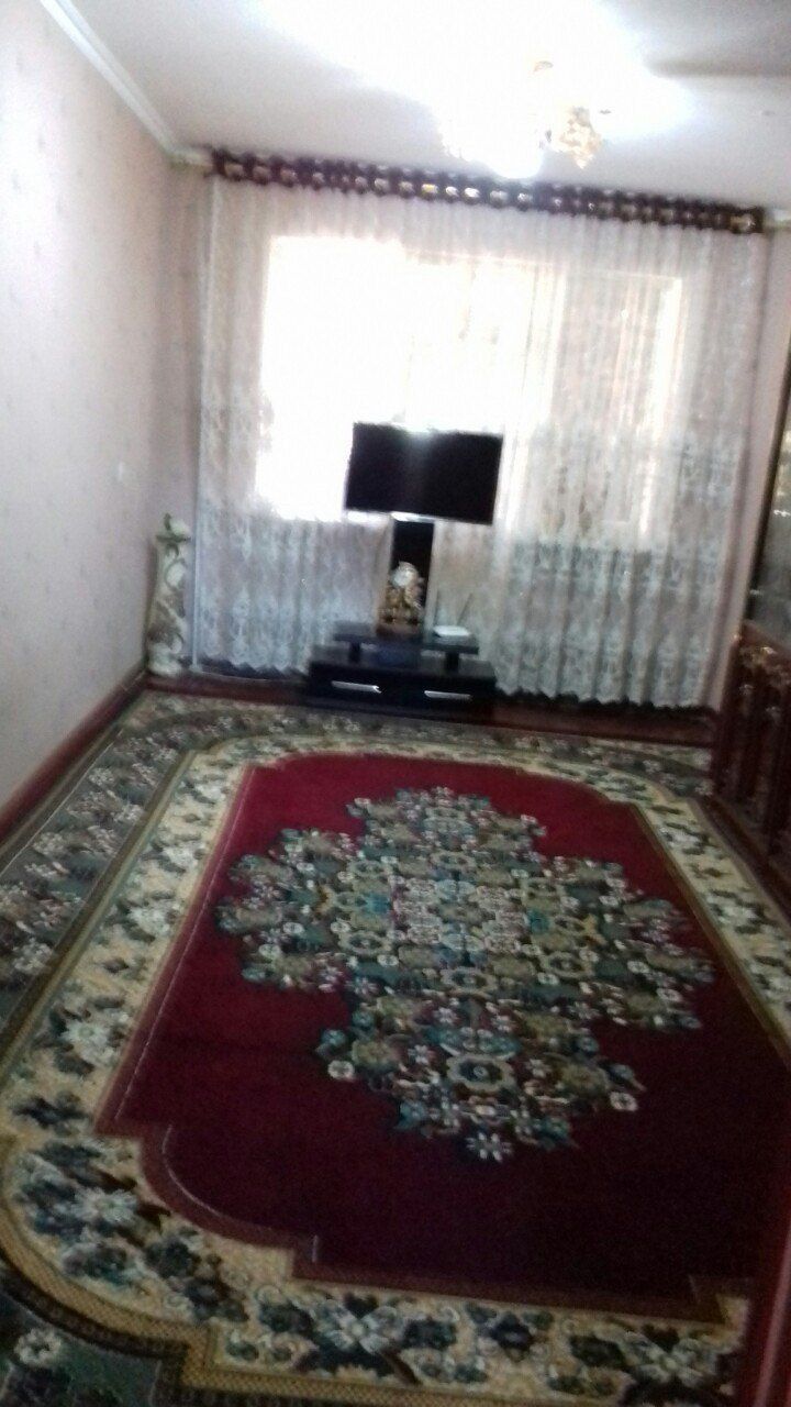 Дом. Чирчик. 3мк