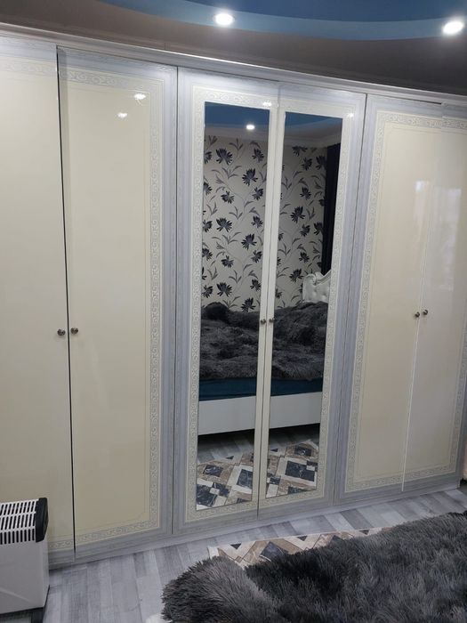 Garsonieră de vânzare