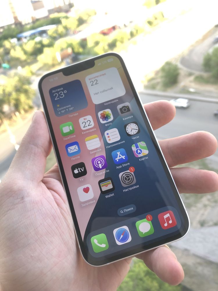 IPhone 13 128gb два мес, акб100