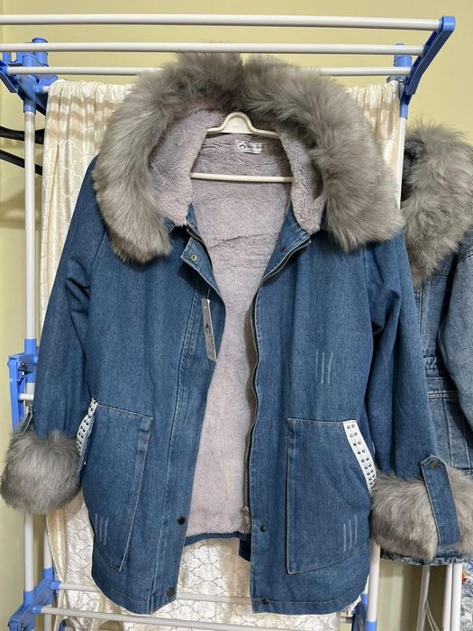 Продам куртки джинсовые