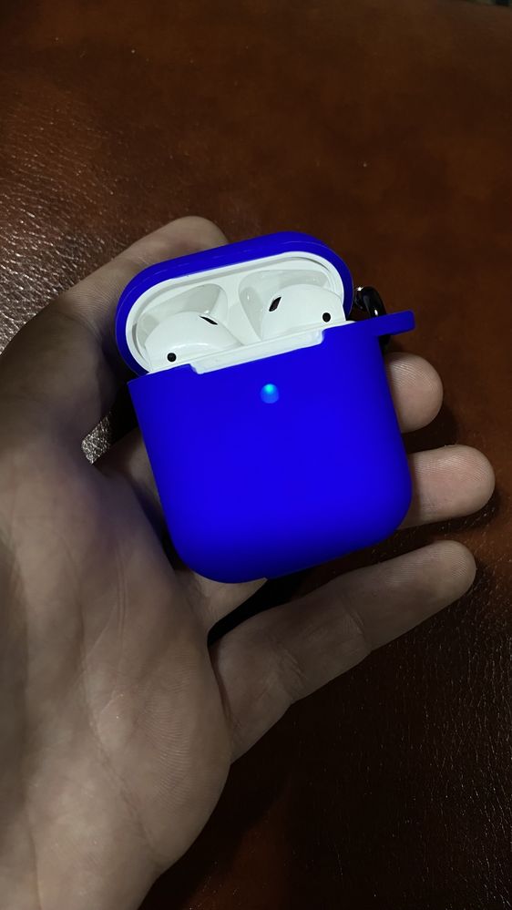 Продаётся AirPods-2