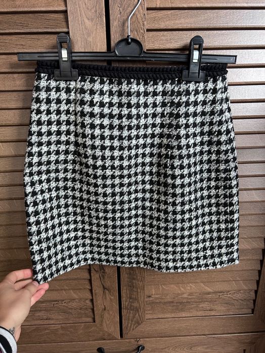 Сет Zara пола и късо сако