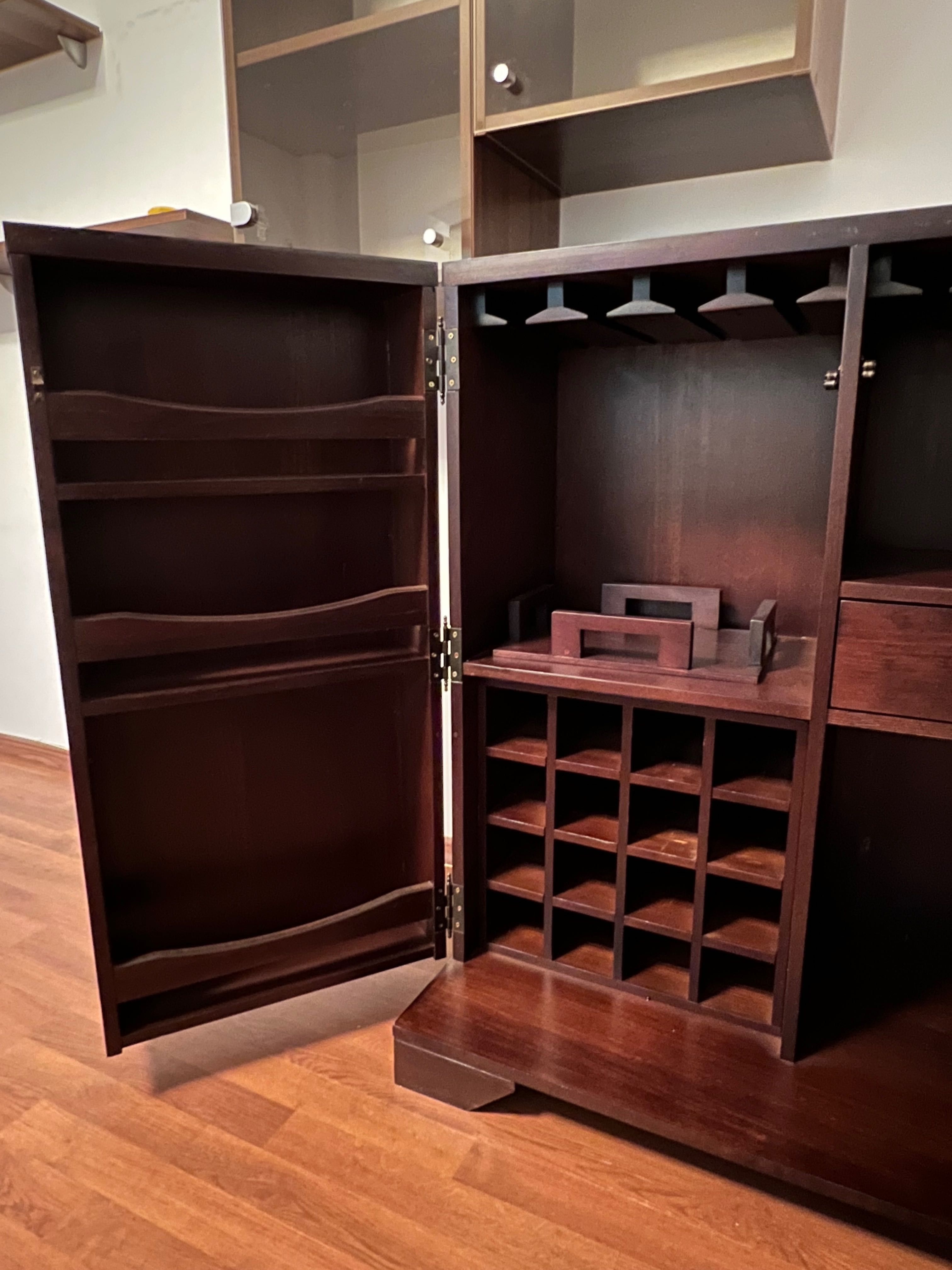 Mobilier vitrina bar mobexpert