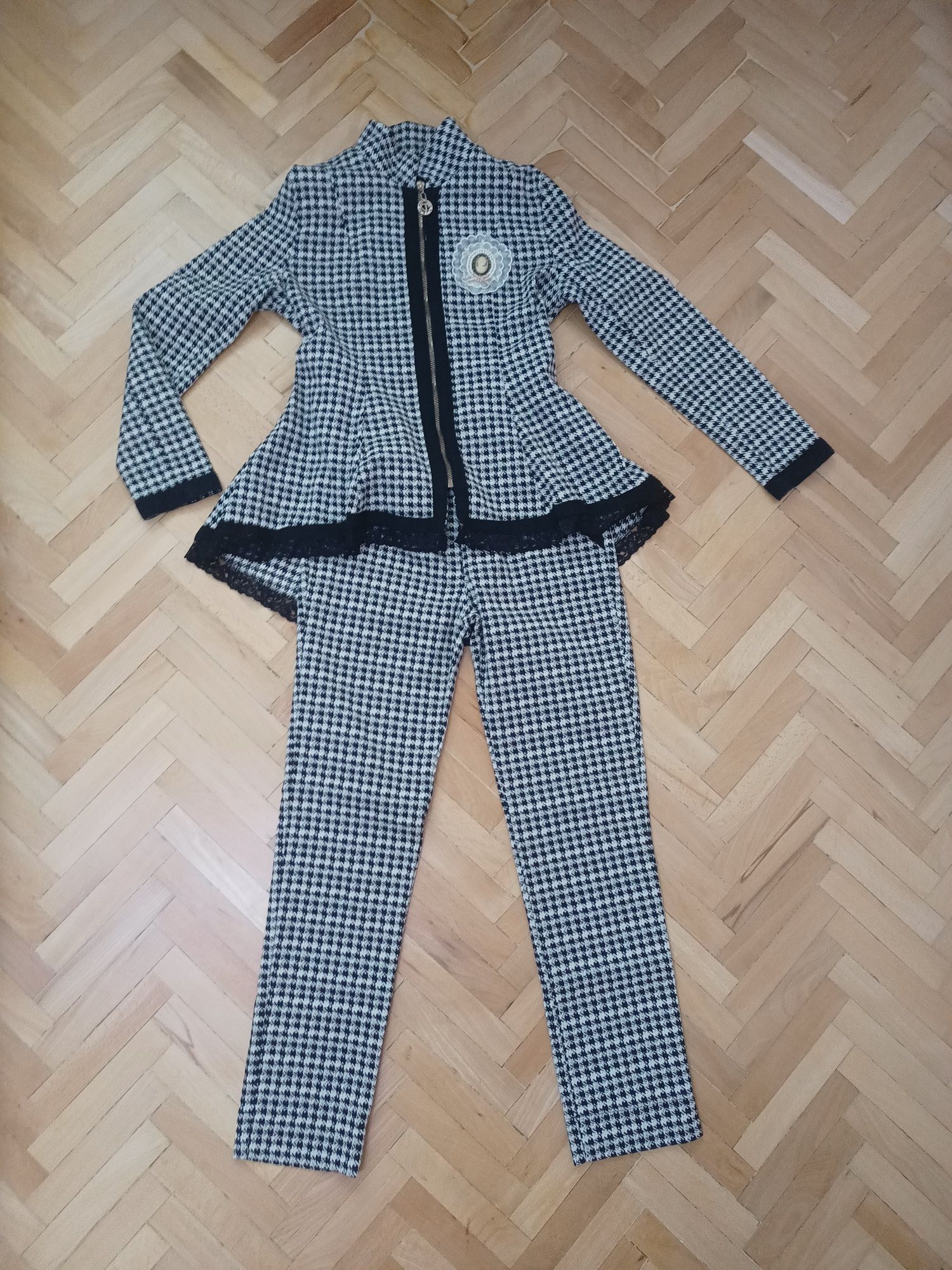 Дамски комплекти 2 и 3 части