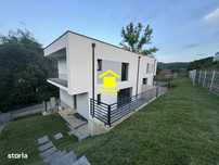 Duplex, 160mp utili, 350mp teren, semifinisat, Tauti – Floresti