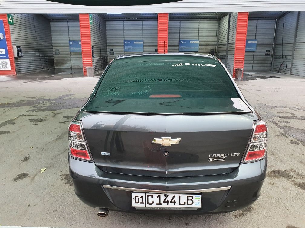 Продаю Кобальт автомат
