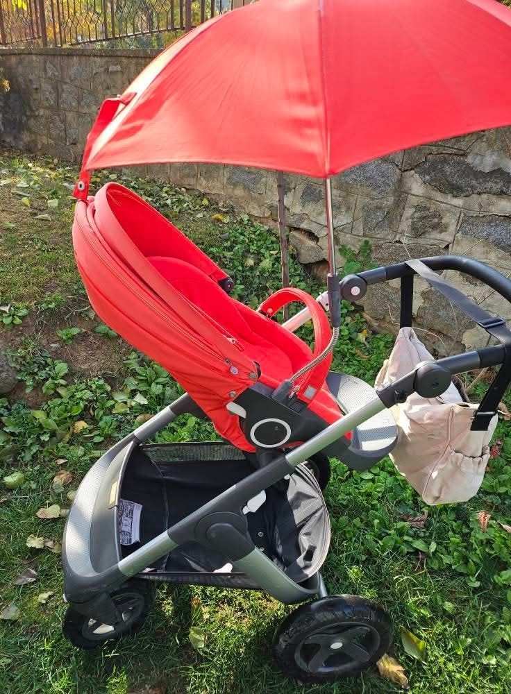 Детска количка Stokke trailz с включени всички аксесоари и зимно чувал