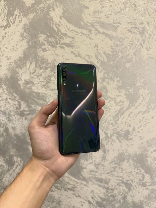 Samsung A70 6/128gb