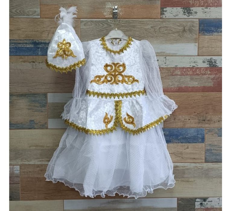Продам детский национальный платье
