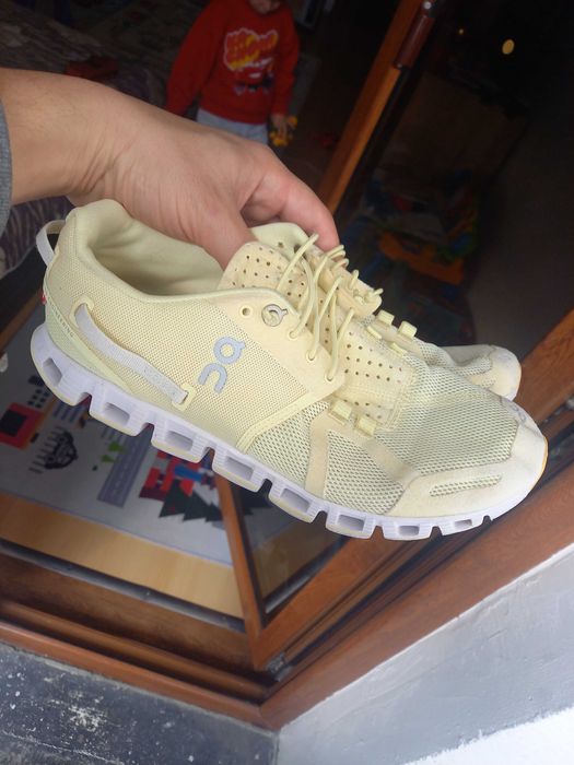 Дамски On маратонки 38,5 номер