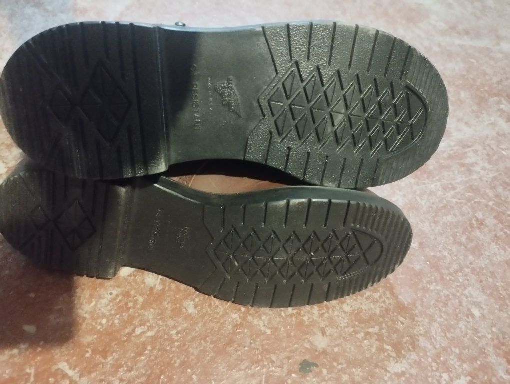 Ботинки новые RED WING
