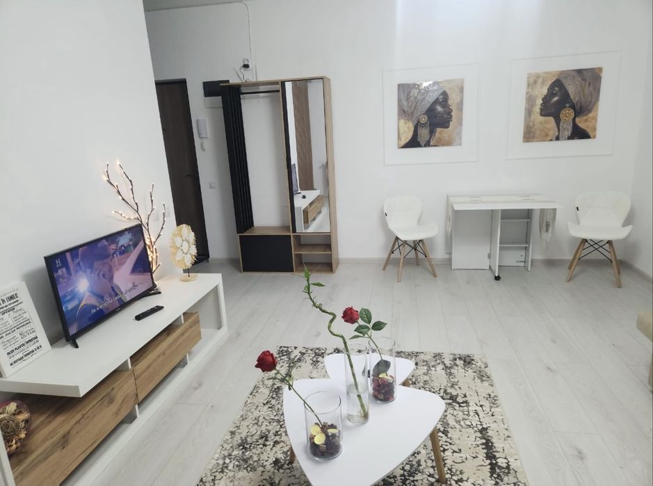 Apartament 2 camere + curte privata zona Pallady