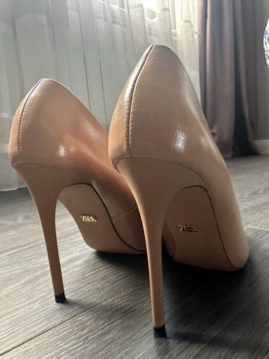 Дамски обувки Zara